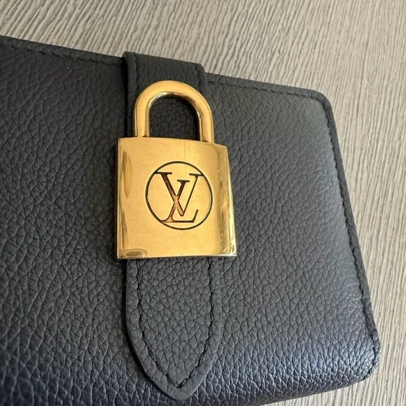 Low Key Compact Wallet - Picture 3 of 7